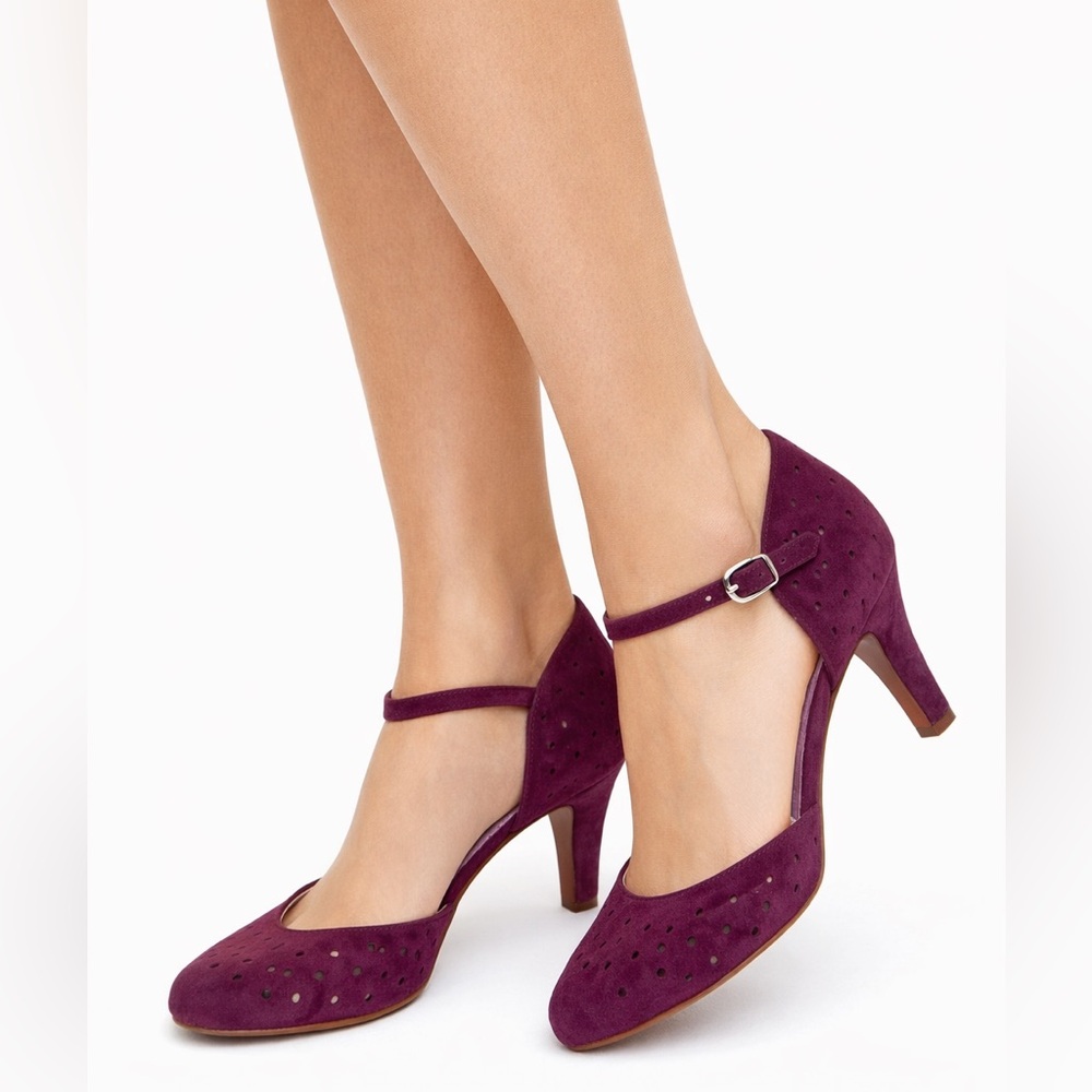 Gianni Bini Purple Heels
